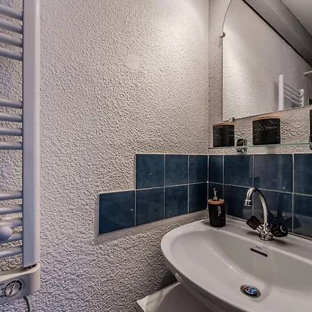 Holiday home Maison A 350m De La Avec Terrasse, 4 Pers., Parking Prive, - Fr-1-521-243 Biscarrosse
