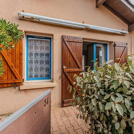 Maison A 350m De La Avec Terrasse, 4 Pers., Parking Prive, - Fr-1-521-243 *