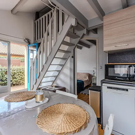 Maison à 350m De La Avec Terrasse, 4 Pers., Parking Privé, - Fr-1-521-243 * Biscarrosse